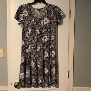 Black and white dress